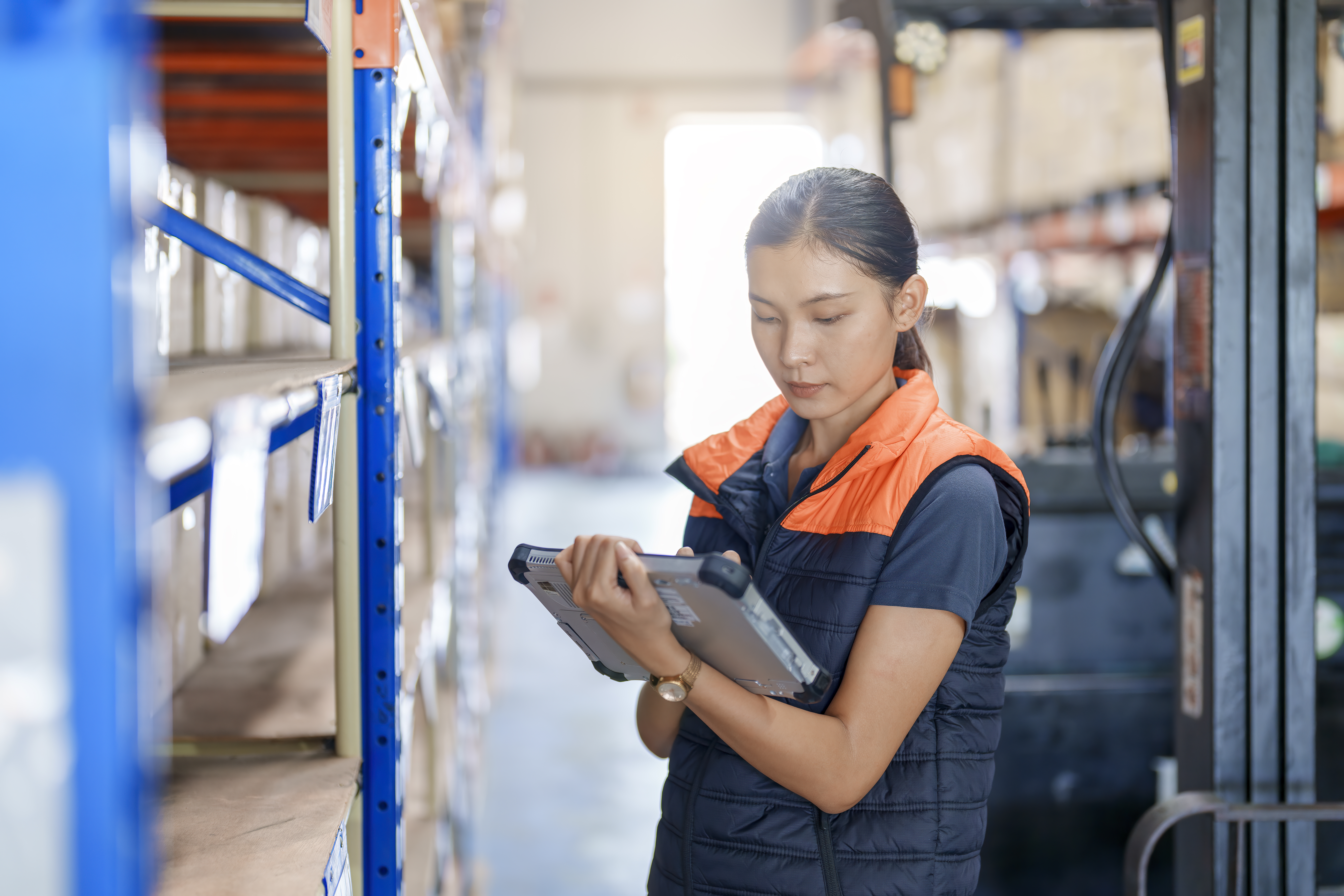 Driving B2B impact with smarter sales and supply chain automation.
